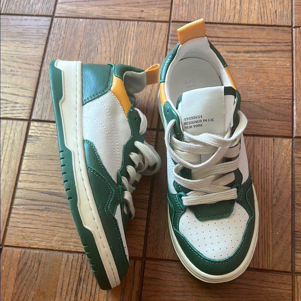Steve Madden Everlie sneaker